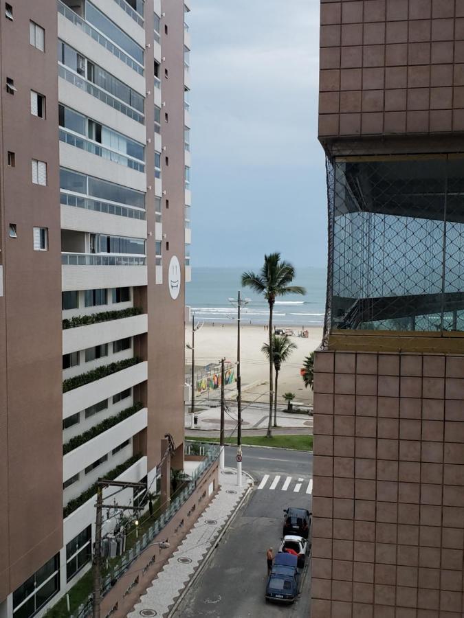 Pe Na Areia * Praia Grande (Santos)
